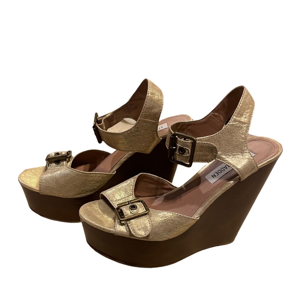 Steve Madden Gold Metallic Bronze Buckle Platform Wedges